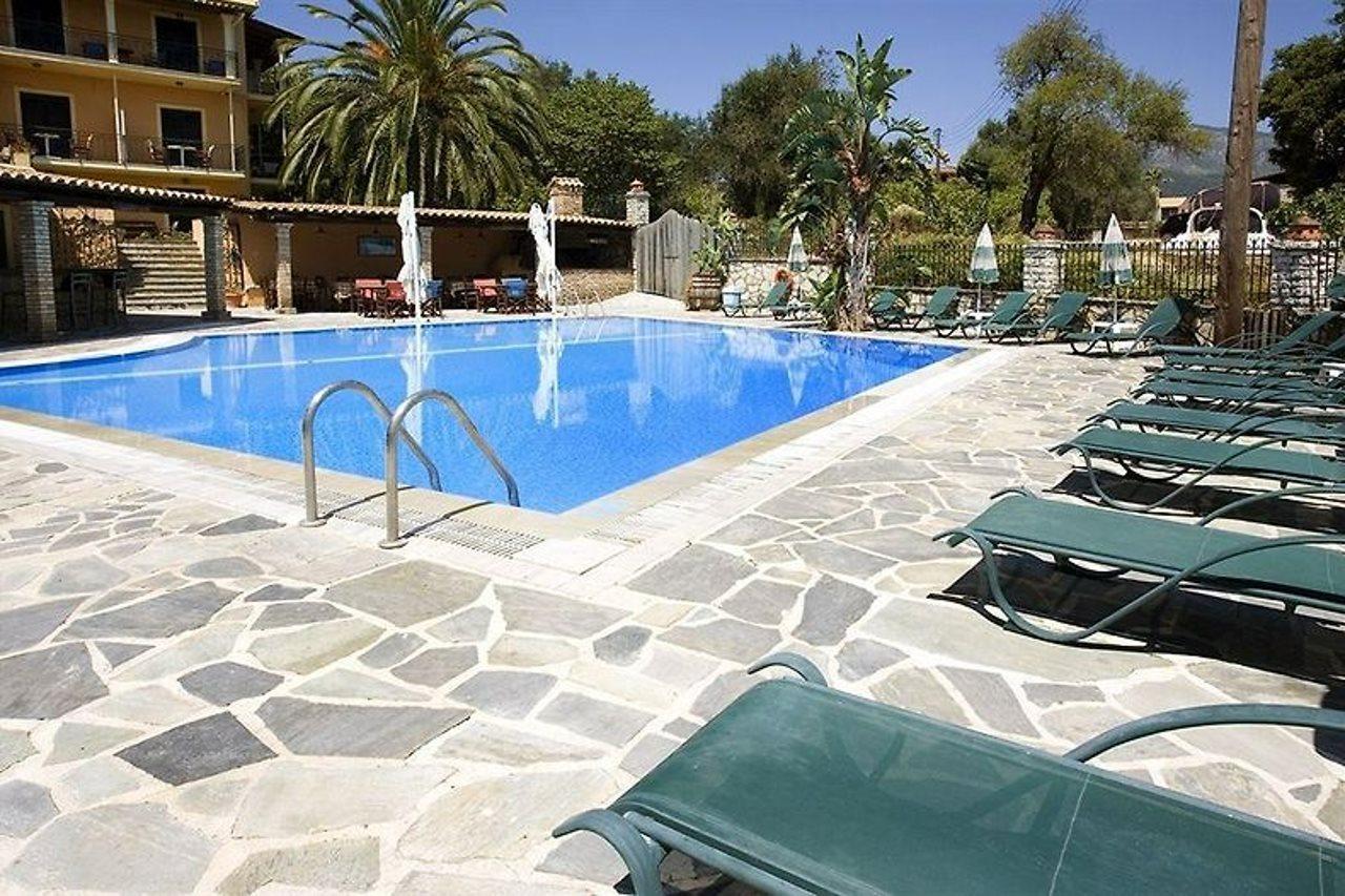 Yannis Servos Barbati Apartments Exteriér fotografie